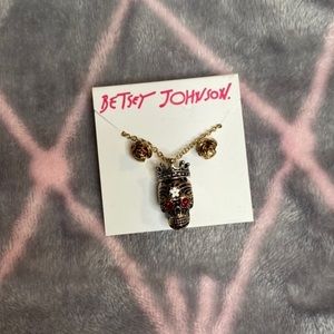 Skull and roses Betsey Johnson set NWT